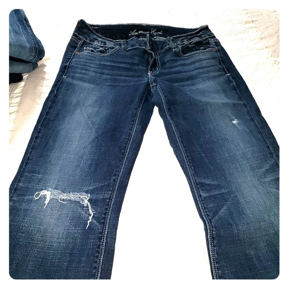 American Eagle Artist Jean's
